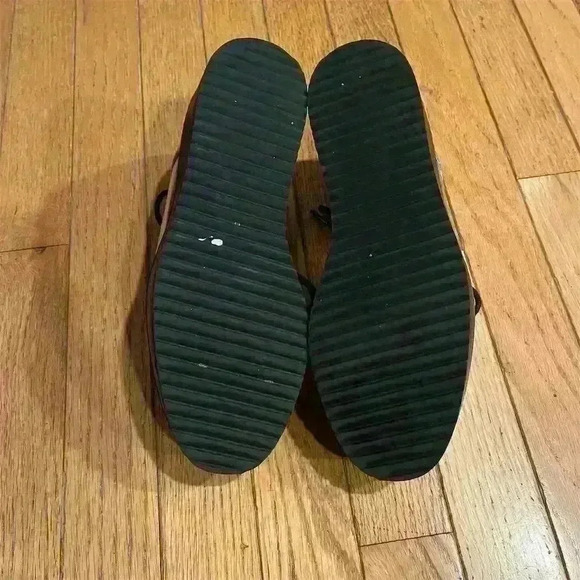 Madden Girl Women's Silver Metallic Platform Oxford Shoes Casual Lace-Up size 6 - Picture 6 of 7